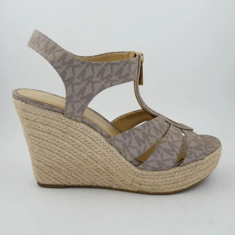 Michael Kors Women's US Size 10 M Vanilla White Wedge Sandals Signature Damita